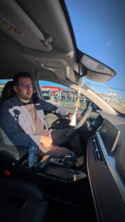 A maioria ainda trata concessionária como um comércio comum.
Mas a legislação não.
A partir da Lei nº 12.305/2010, qualquer atividade que gere resíduos além da coleta urbana precisa de gestão estruturada.
E no pós-venda… isso é regra, não exceção.
Logística reversa, rastreabilidade, controle.
Não é excesso.
É o mínimo esperado.
------------
#concessionaria #gestor #residuos #conssecionário