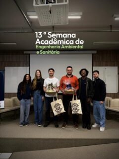 Foi um prazer fazer parte do encerramento da 13ª Semana Acadêmica de Engenharia Ambiental e Sanitária! 🌱🎓
Lucas Kister teve a oportunidade de compartilhar conhecimento, experiências e vivências da área em uma palestra que marcou o fechamento dessa semana tão especial.
Agradecemos pelo convite e pela oportunidade de contribuir com esse momento de troca, aprendizado e conexão com os futuros profissionais da área. 💚
Para a KL GAMA, compartilhar conhecimento também é uma forma de contribuir para o futuro da engenharia e do meio ambiente. 🌎
#engenhariaambiental #engenhariasanitária #semanaacadêmica #meioambiente